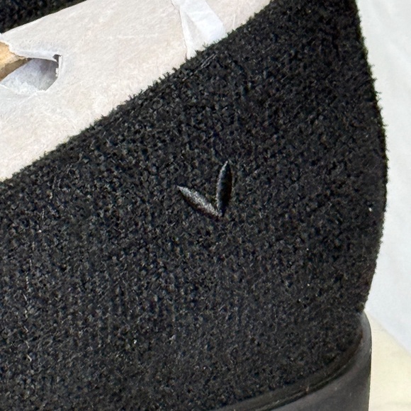 VIVAIA Black velvet lofers NEW!!! - Picture 6 of 8